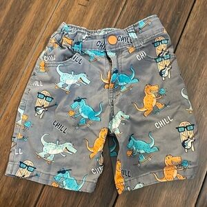 Boys Dino shorts. Size 5. Gently used. 365 Kids.